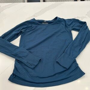 GAIAM long sleeve shirt